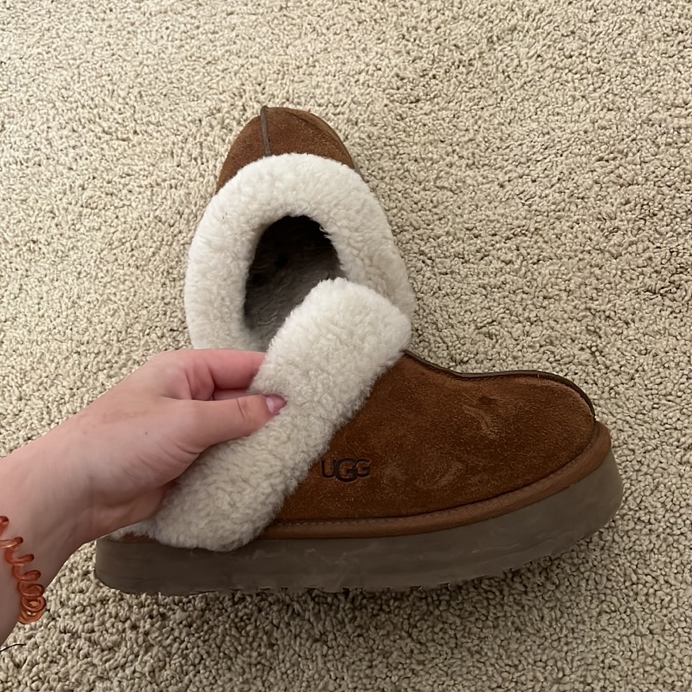 Chestnut Platform Uggs